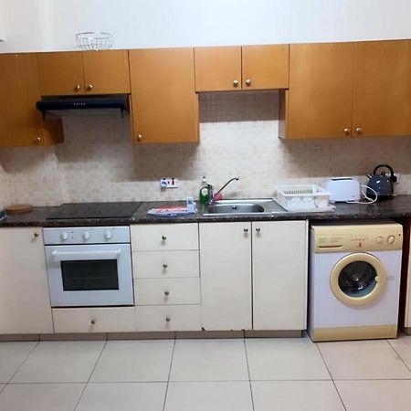 Larnaca Beach Apartment 외부 사진