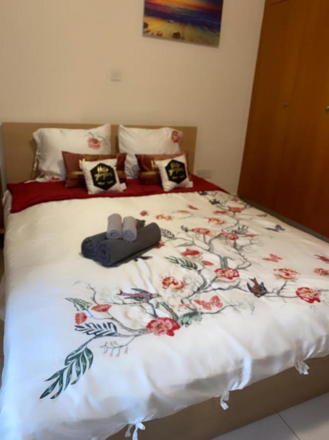 Larnaca Beach Apartment 외부 사진
