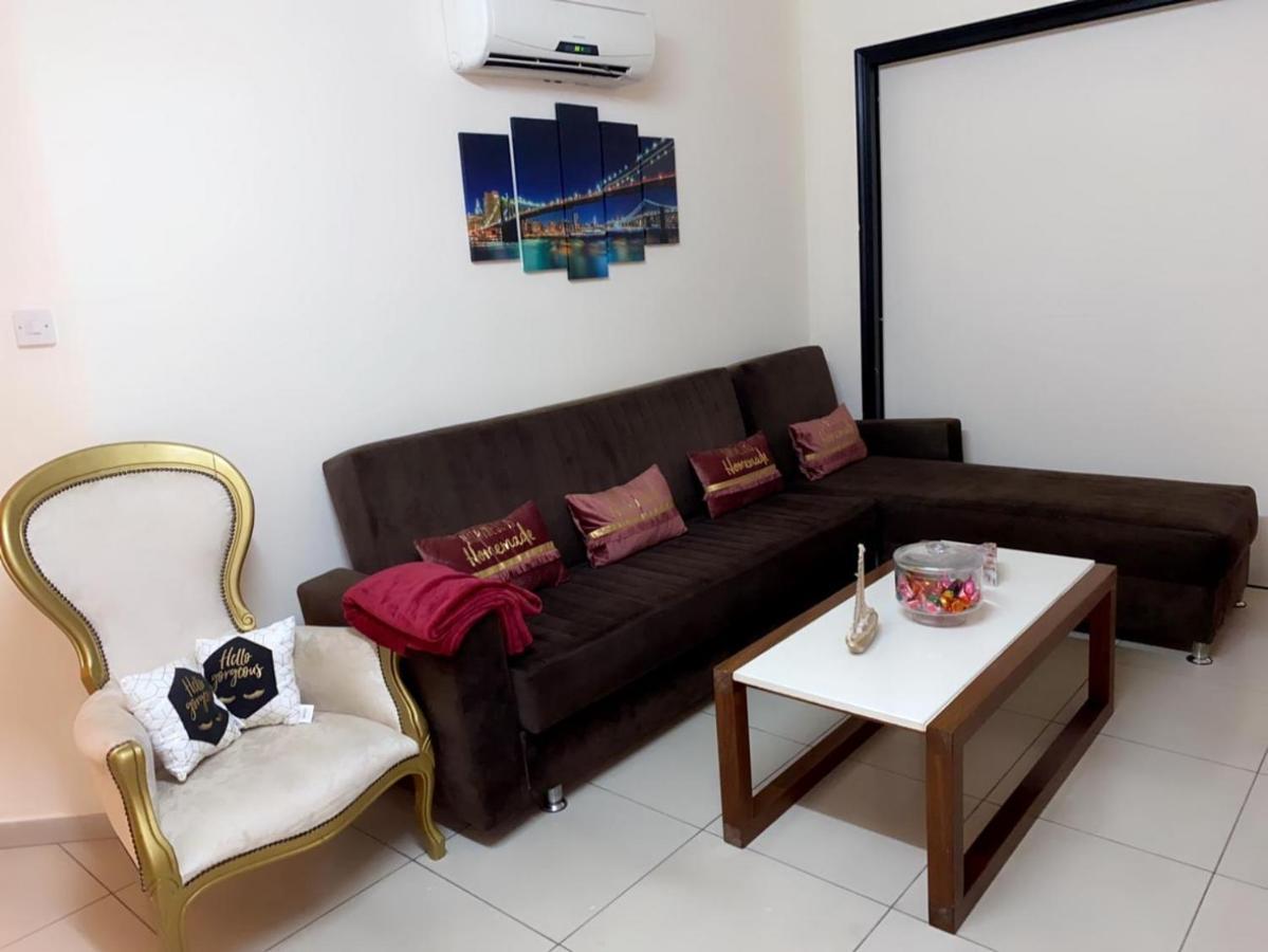 Larnaca Beach Apartment 외부 사진